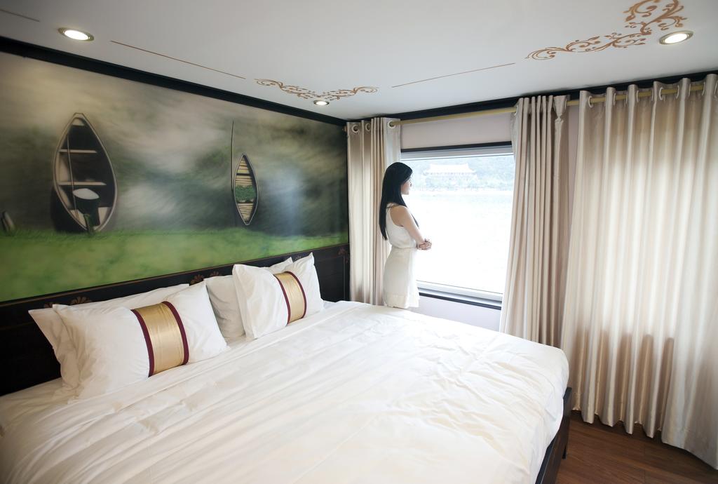 HUONG HAI SEALIFE HALONG 3 DAYS 2 NIGHTS
