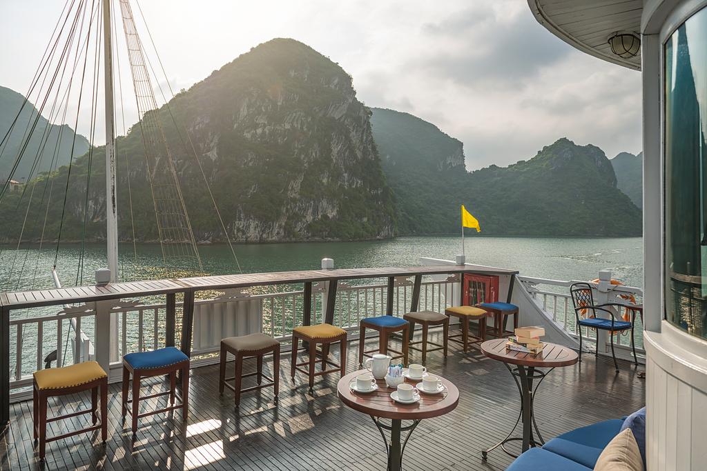 GRAYLINE CRUISE HALONG 3 DAYS - 2 NIGHTS