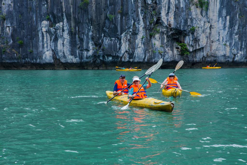 SYRENA CRUISES HALONG 3 DAYS – 2 NIGHT