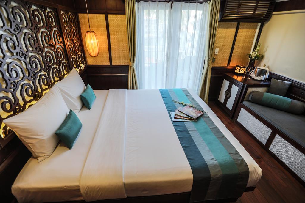 BHAYA CRUISES HALONG 2 DAYS 1 NIGHT