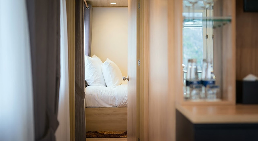 LA VELA CRUISE HALONG 2 DAYS 1 NIGHT