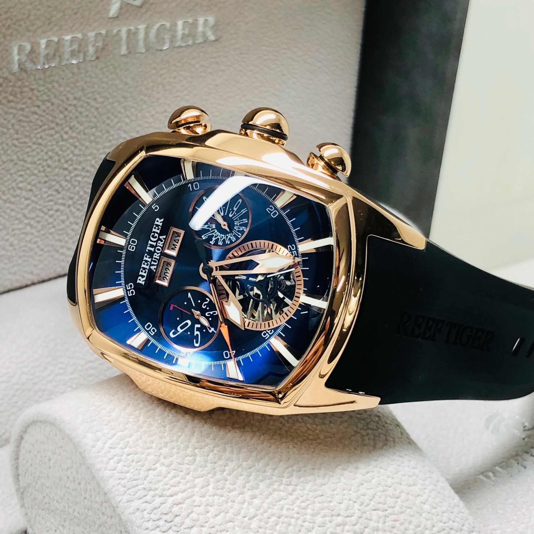 REEF TIGER Tonneau RGA3069-P Orologio Meccanico Uomo - Automatico Cronografo Luminoso 48,6mm