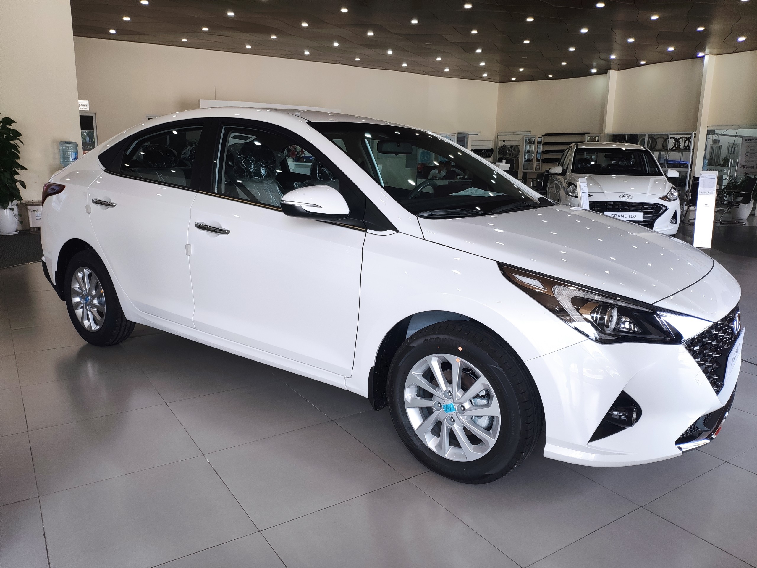 Giá xe Hyundai Accent  lăn bánh ưu đãi trả góp 42023