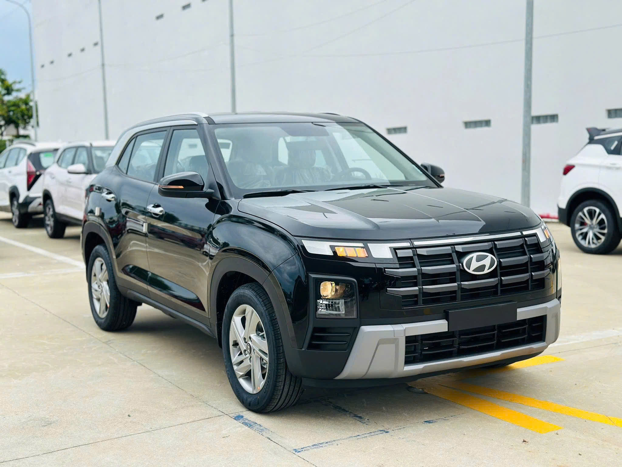 Creta 2026 bản tiêu chuẩn màu đen