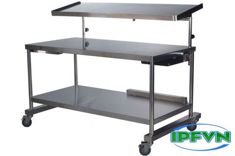 Tại sao nên sử dụng bàn thao tác inox?