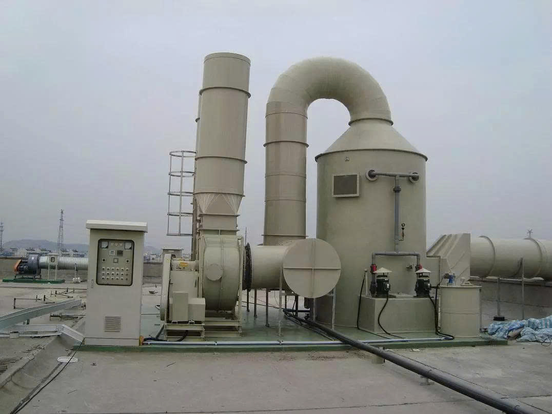 Tuổi thọ tháp hấp thụ trong môi trường HCl – SO₂ – NH₃.