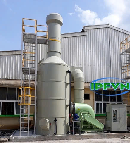 Ứng dụng thực tế của tháp hấp thụ khí thải trong các ngành công nghiệp