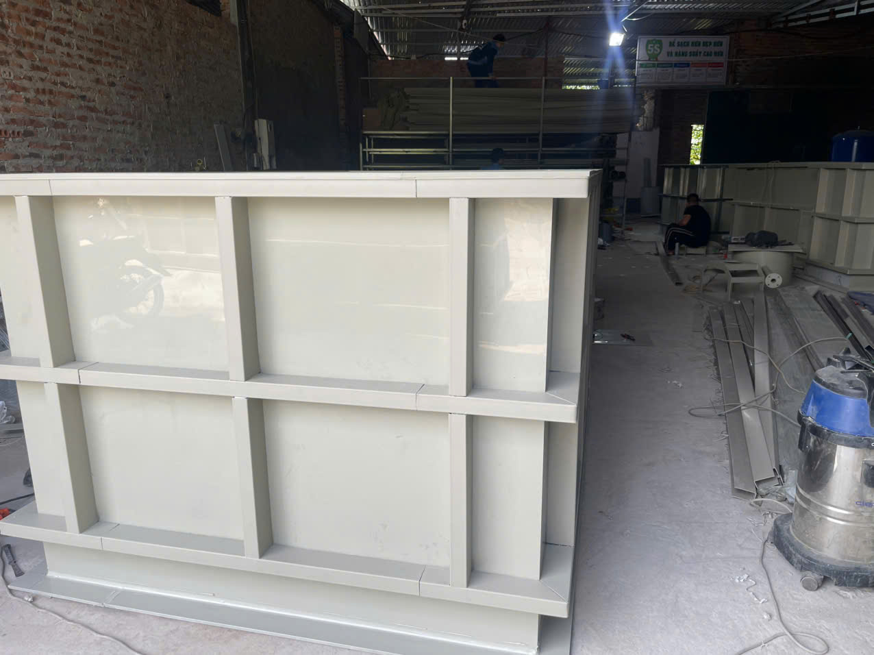 Tối ưu chi phí đầu tư và vận hành khi dùng bể PP thay vì bể inox