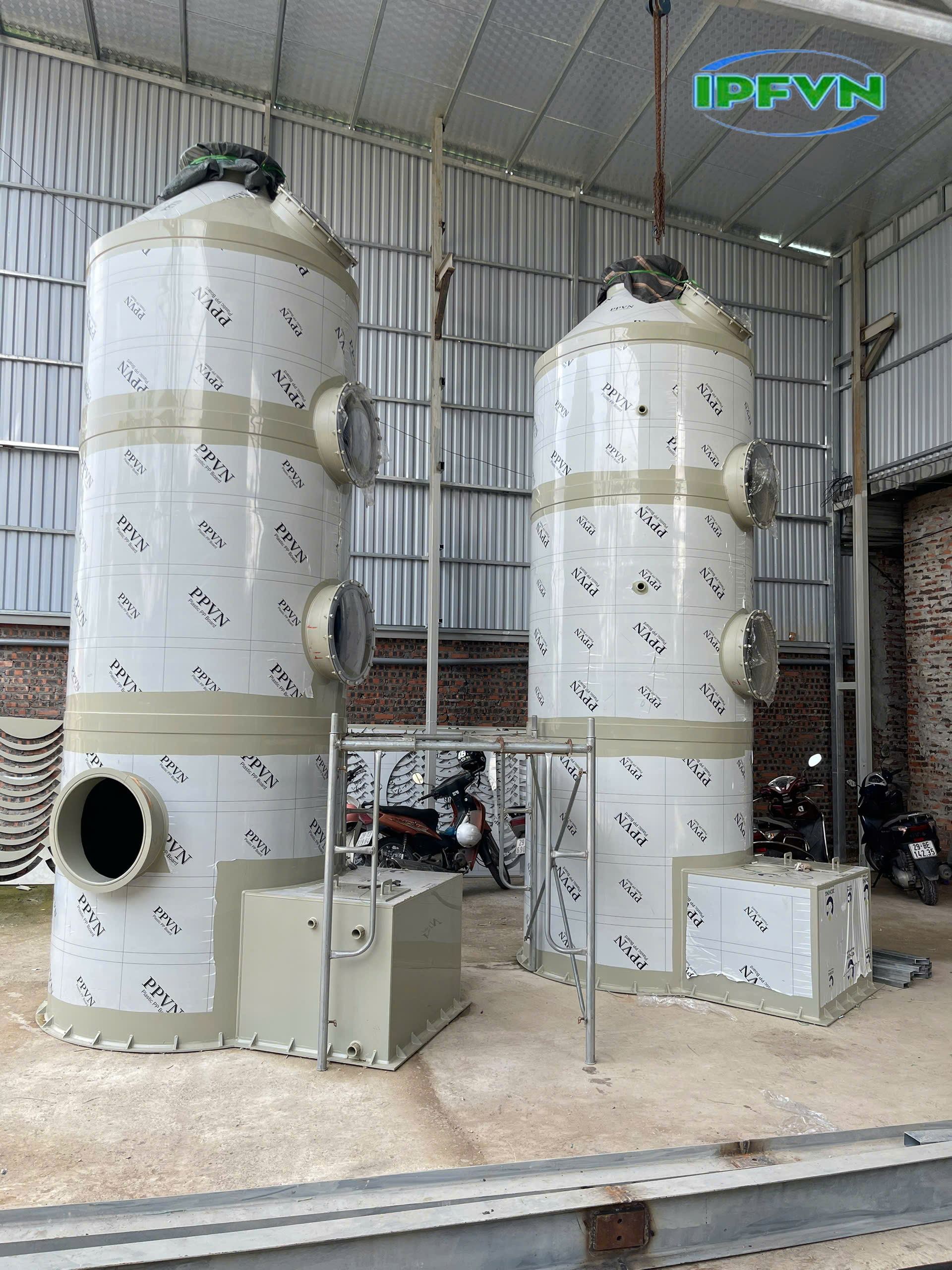 IPF Việt Nam – Đơn vị chuyên thiết kế, thi công tháp hấp thụ khí thải hiệu suất cao