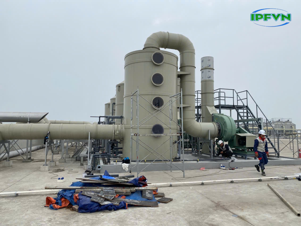 Gia công tháp hấp thụ theo yêu cầu nhà máy