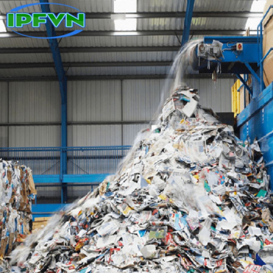 Tình trạng ô nhiễm rác thải tại nhà máy xí nghiệp 