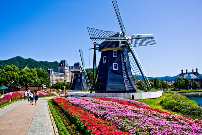 THỎA SỨC DU NGOẠN ĐẢO KYUSHU MIỀN NAM NHẬT BẢN BẰNG CHUYÊN CƠ