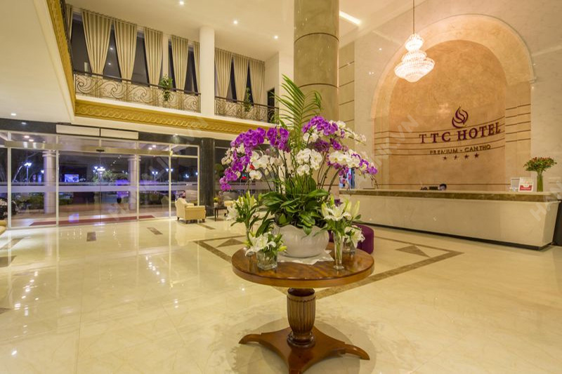 TTC Premium Cần Thơ Hotel Riverside | QMG travel