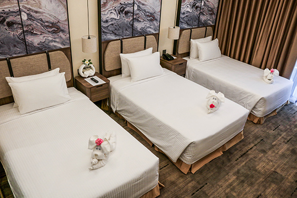 phòng ngủ ks Mường Thanh Luxury Hạ Long Centre Hotel