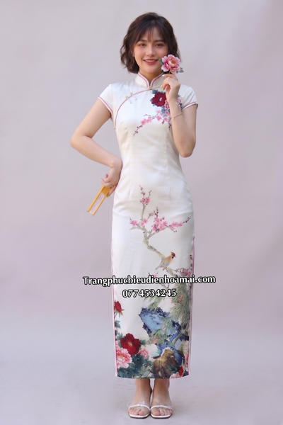 Sườn xám nữ lụa dài - Trắng viền đỏ