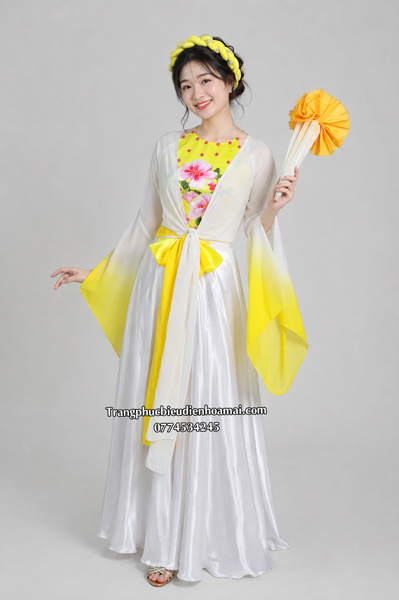 Tứ thân vàng trắng tay lỡ