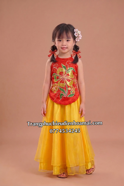 Váy yếm vẽ TN - Đỏ hoa