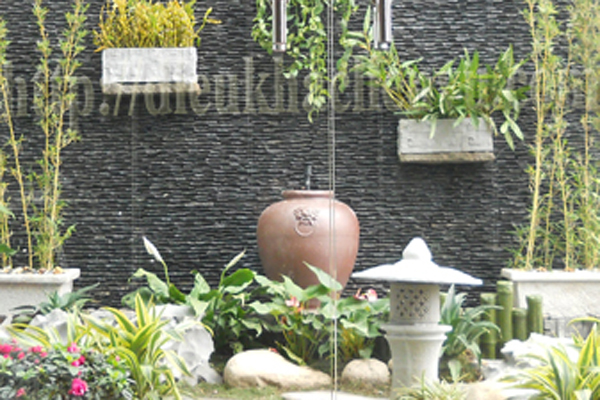 Đèn vườn - giải pháp giúp tăng sinh khí cho tiểu cảnh sân vườn Đèn vườn - giải pháp giúp tăng sinh khí cho tiểu cảnh sân vườn