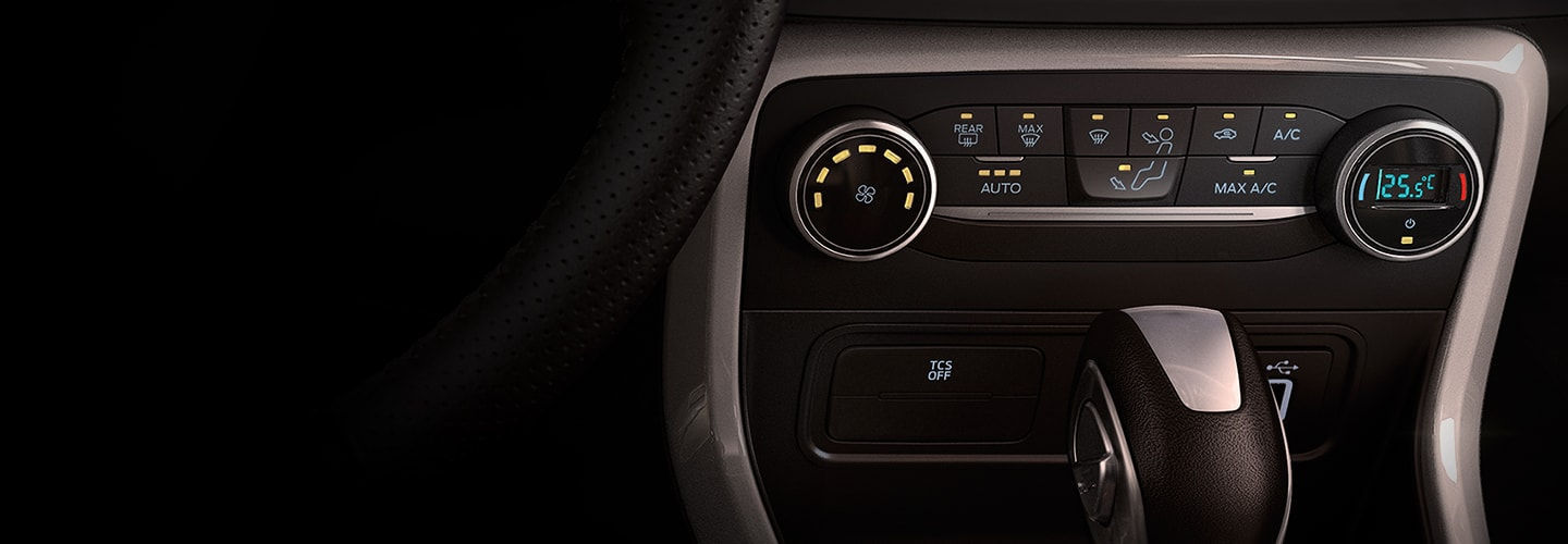 hệ thống nút chỉnh điều hòa tự động ecosport