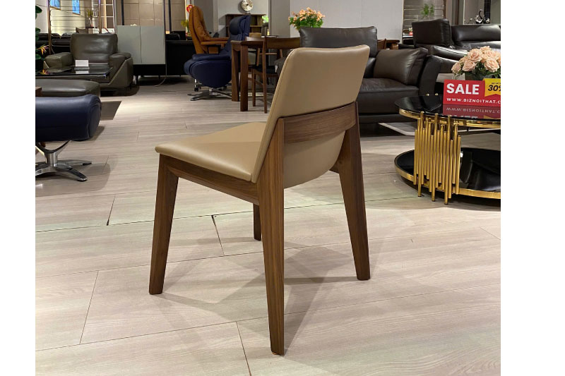 Ghế ăn gỗ óc chó da màu kem Deco