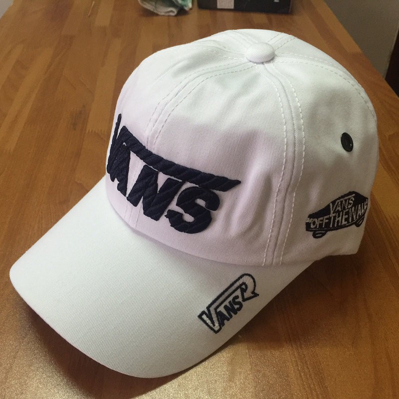 Hưỡng dẫn bảo quản và vệ sinh nón lưỡi trai đúng cách