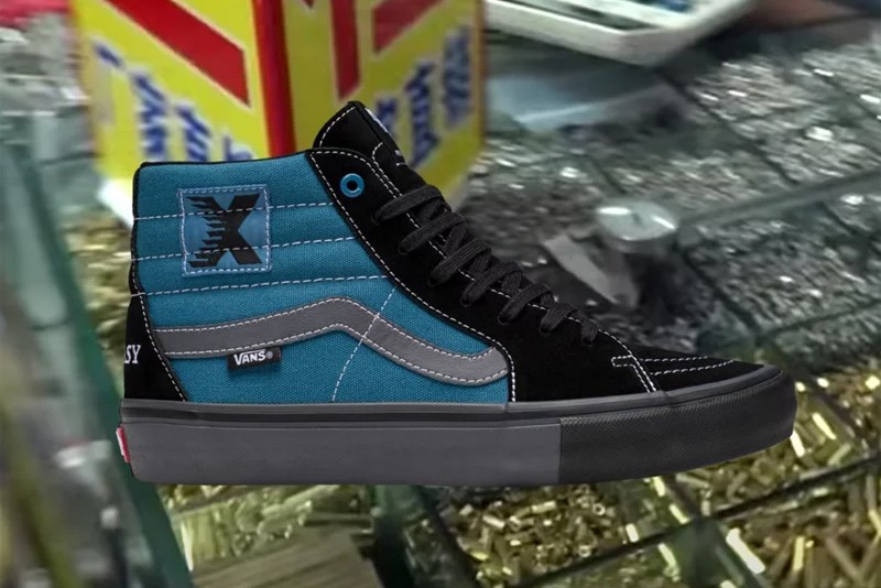 SCI-FI FANTASY VÀ VANS HỢP TÁC CHO BỘ SƯU TẬP GIÀY LẤY CẢM HỨNG TỪ CÔNG NGHỆ THẬP NIÊN 90