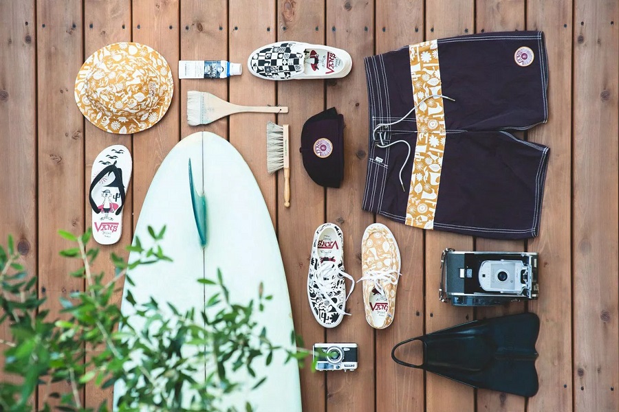 VANS HỢP TÁC VỚI NGHỆ SĨ NHẬT BẢN YUSUKE HANAI CHO BỘ SƯU TẬP MÙA XUÂN LẤY CẢM HỨNG TỪ LƯỚT SÓNG