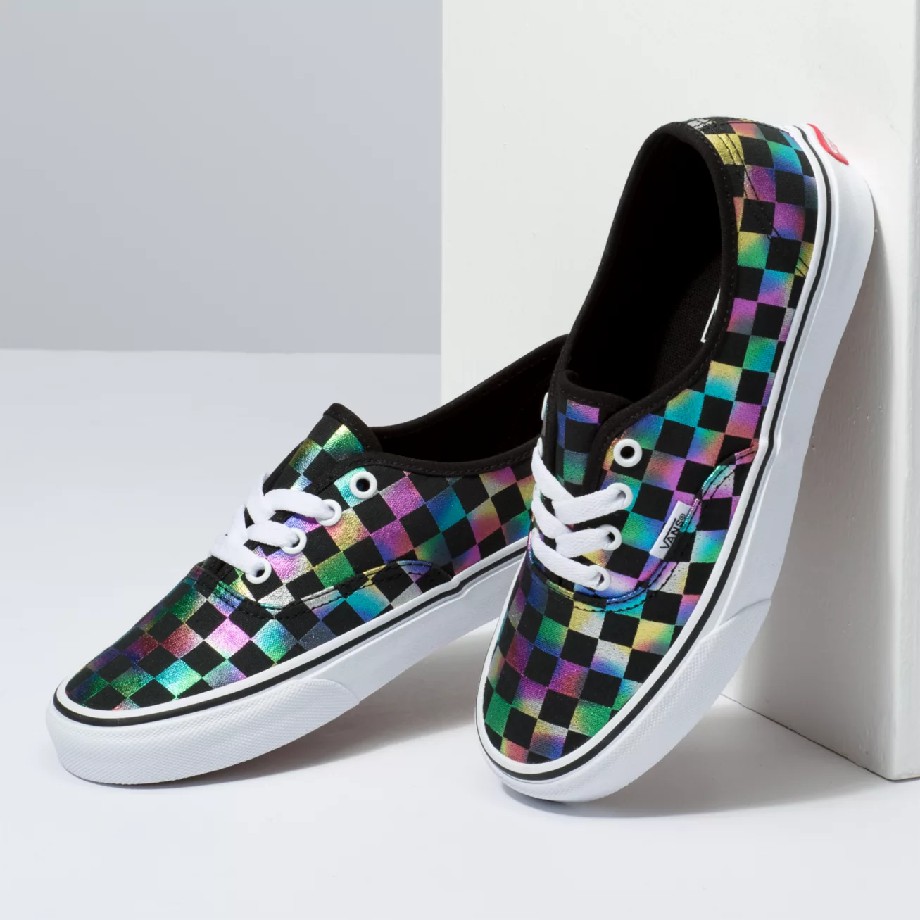 VANS Việt Nam - VANS IRIDESCENT CHECK AUTHENTIC BLACK VN0A4BV3SRY VANS Việt Nam - VANS IRIDESCENT CHECK AUTHENTIC BLACK VN0A4BV3SRY