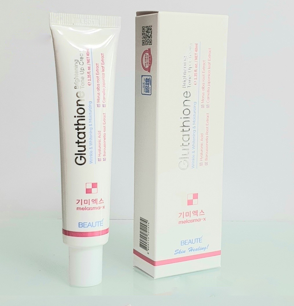 glutathione bi ng gip gim nm, m thm, sng u mu da, tuy nhin s rt yu. V vy chng cn kt hp cc hot cht khc nh Decapeptide, Dioic acid, HA, Chit xut cam tho, PhenylEthyl cch dng glutathione dng bi