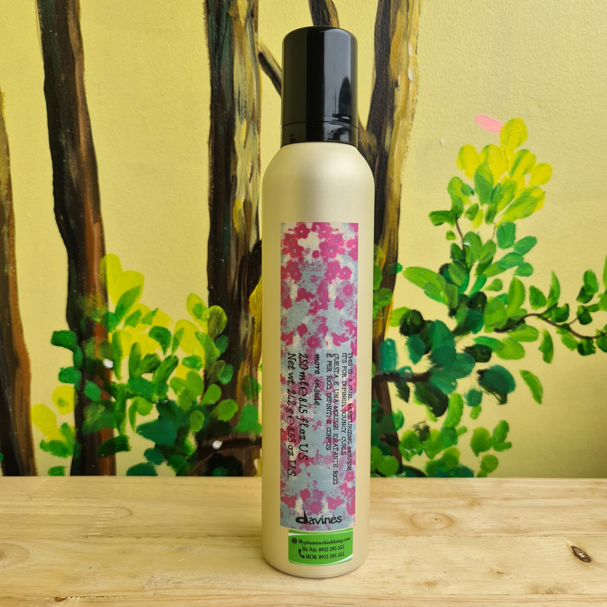 Kem bọt tạo kiểu dưỡng ẩm cho tóc xoăn Davines - Davines More Inside Moisturizing Mousse 250ml