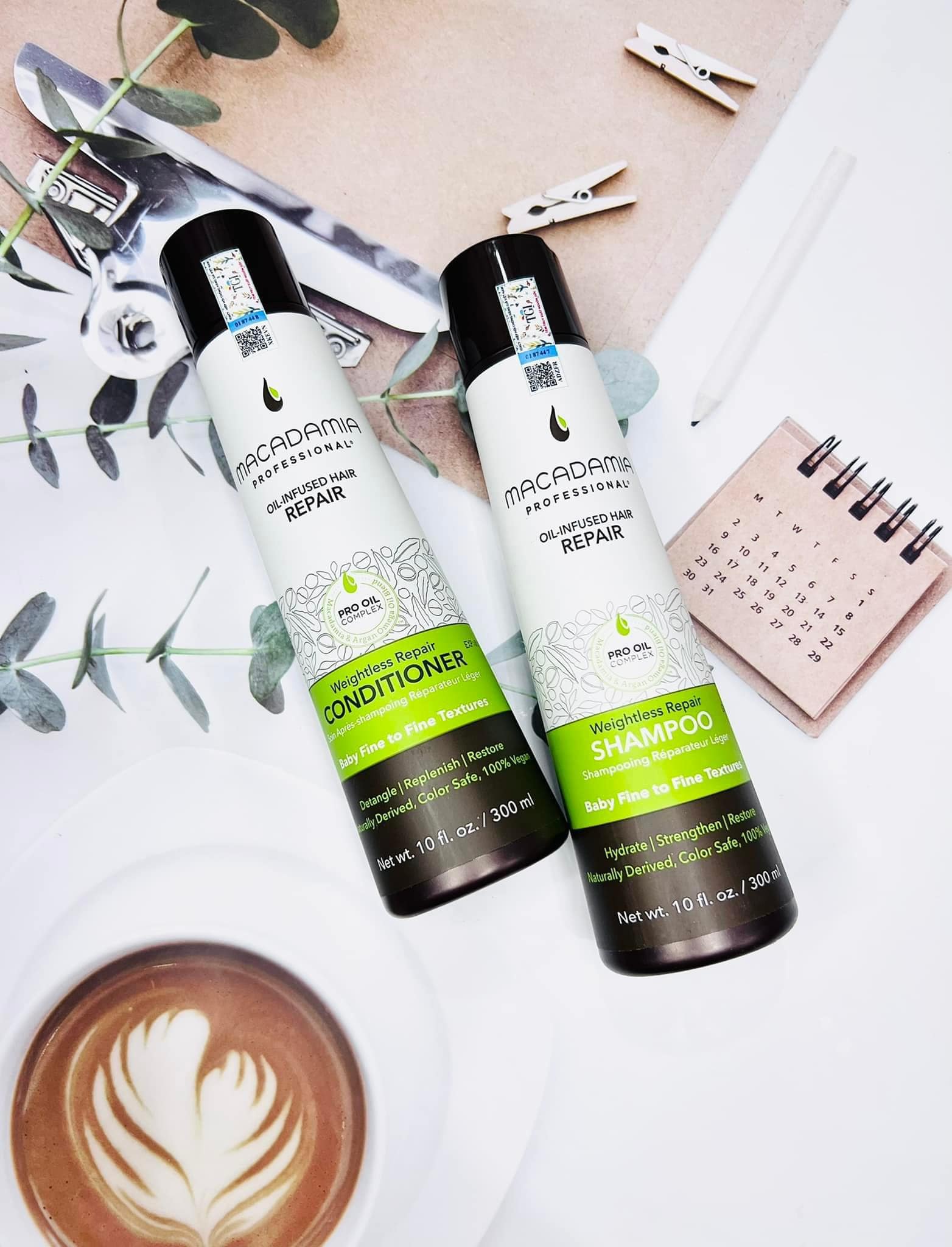 Bộ dầu gội xả dưỡng ẩm siêu nhẹ Macadamia Weightless Repair