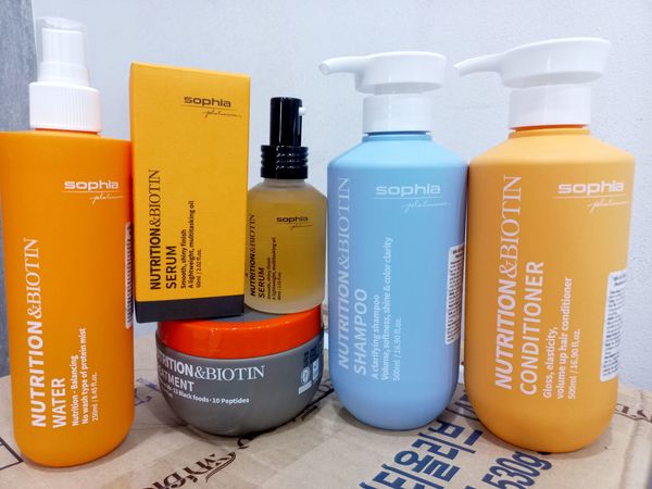 DẦU GỘI VÀ DẦU XẢ SOPHIA SIÊU DƯỠNG TÓC BIOTIN (Nutrition & Biotin Shampoo) 500ML