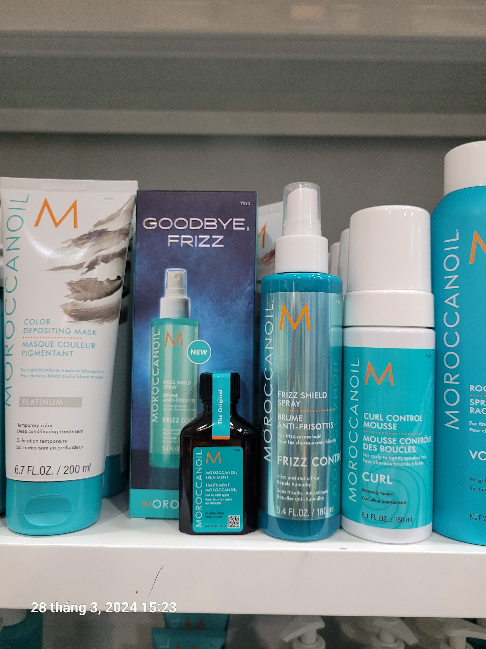 Xịt bảo vệ & kiểm soát rối xù Moroccanoil Frizz Control 160ml