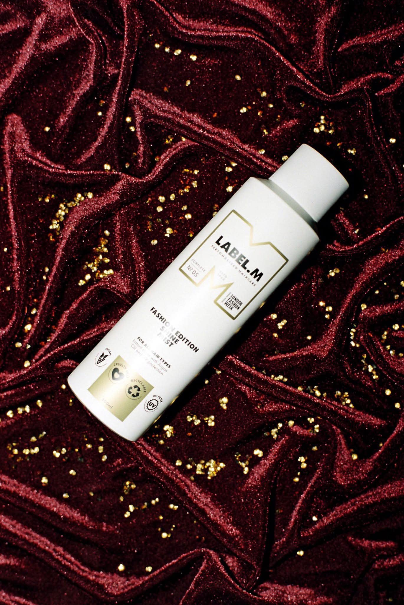 Xịt bóng tóc Label.m Fashion Edition Shine Mist 200ml