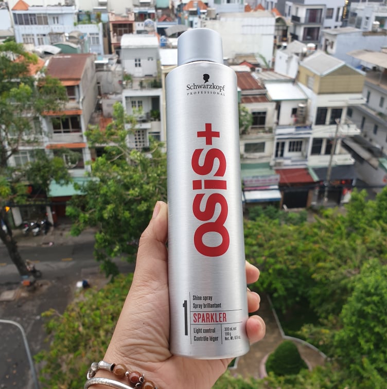 XỊT OSIS 1 SPARKLER GIỮ NẾP NHẸ, TẠO ĐỘ BÓNG VÀ ỔN ĐỊNH CHO TÓC 300ML