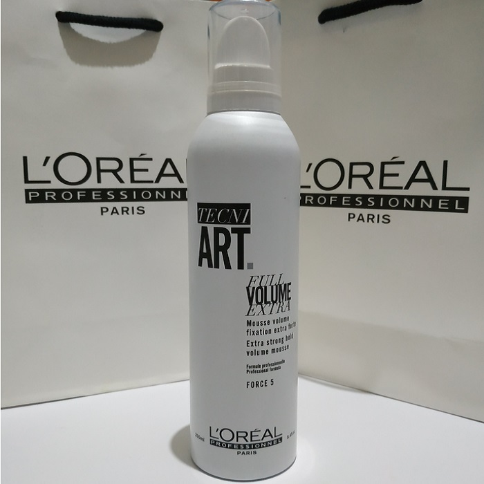 Mousse tạo độ phồng cho tóc Loreal Tecni art Full Volume Extra 250ml