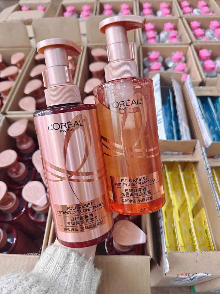 L’Oréal Paris Elseve Full Resist Purifying Shampoo & Detangling Conditioner | Bộ Dầu Gội Làm Sạch Da Đầu Và Dầu Xả Gỡ Rối Cho Tóc Yếu Dễ Gãy
