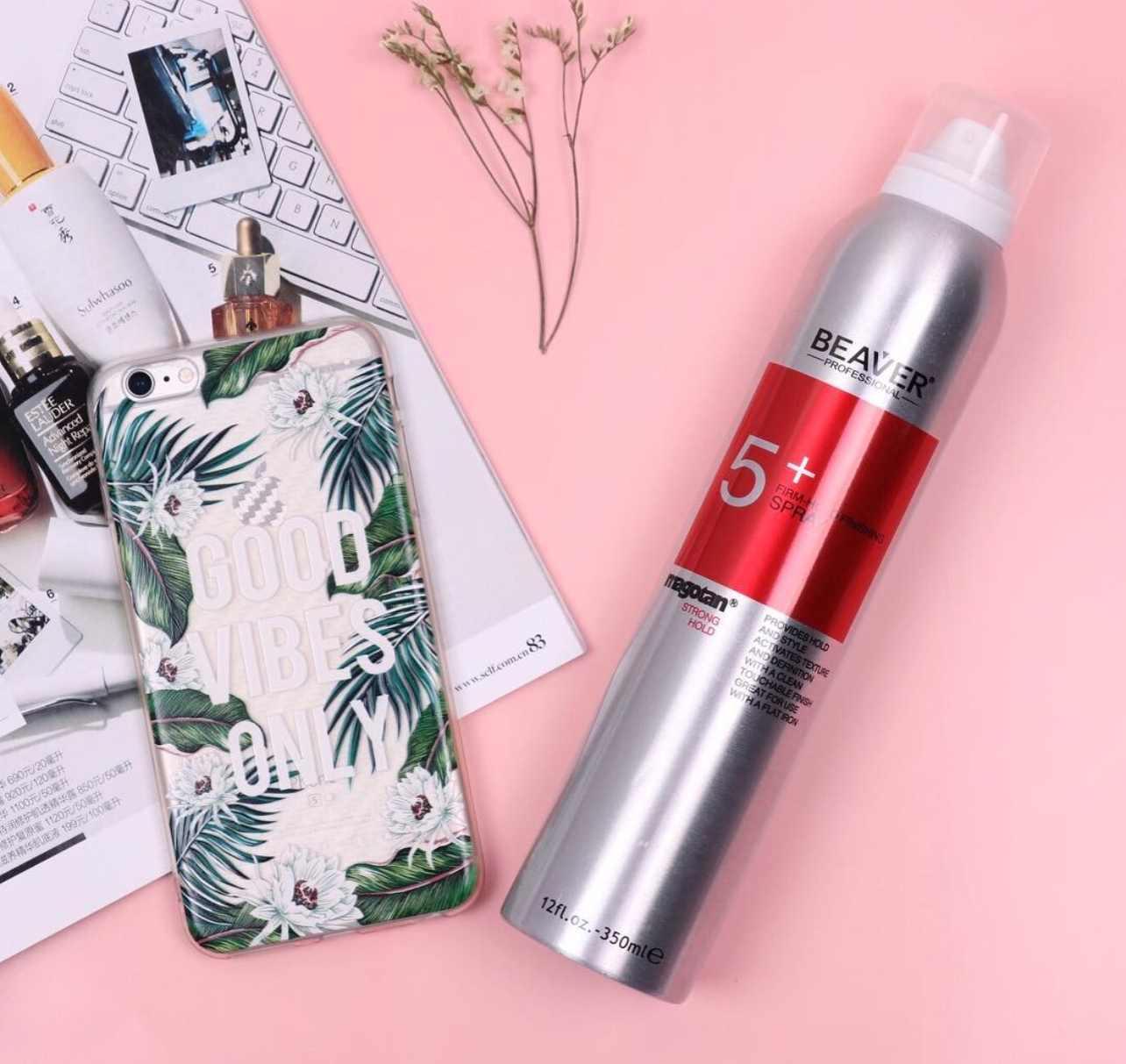 Gôm xịt giữ nếp cứng BEAVER MAGOTAN 5+ hương dâu tây BEAVER Magotan 5+ Firm-Hold Finishing Spray Strawberry Scent) 250ml