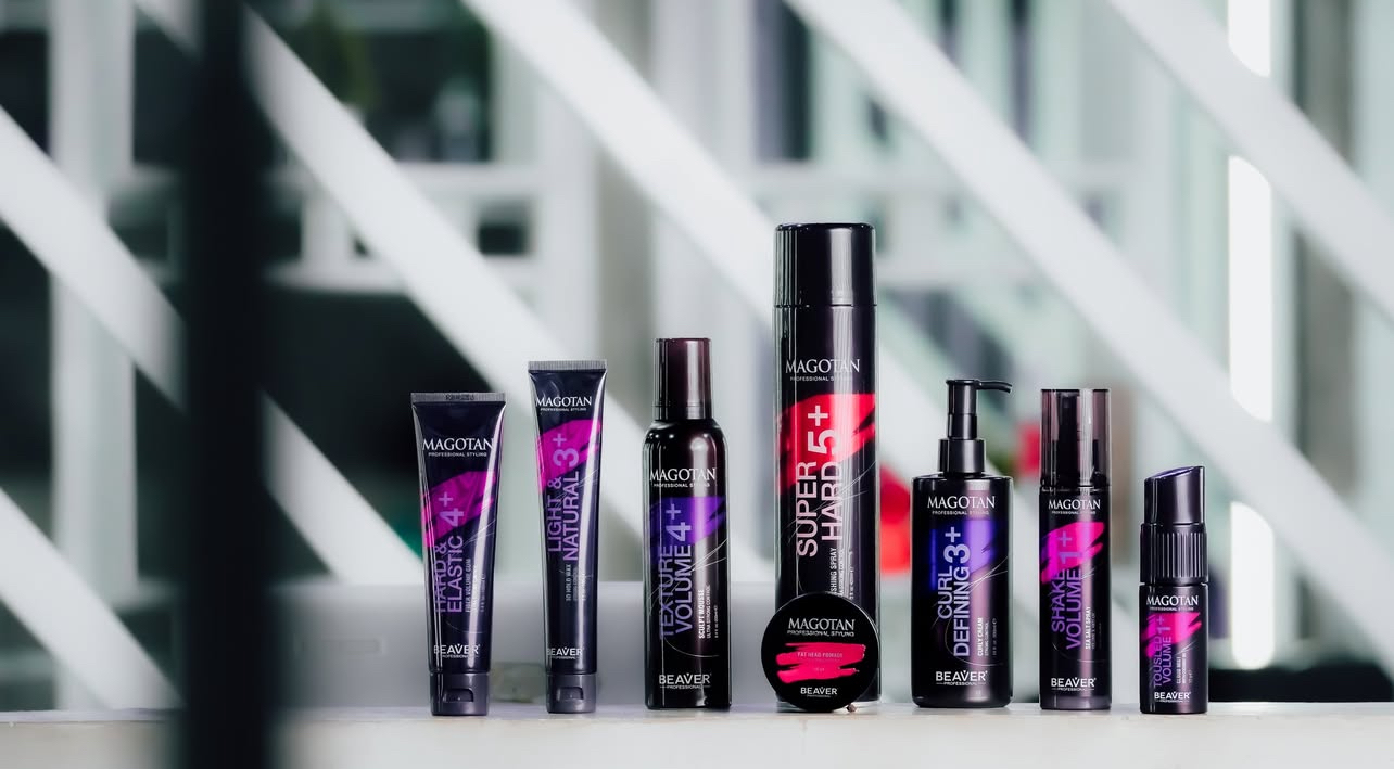 Gôm xịt tạo kiểu BEAVER Magotan Super Hard 420ml