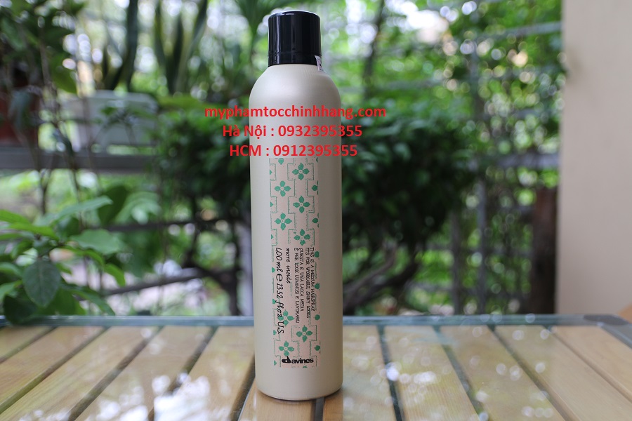 Gôm xịt giữ nếp trung bình Davines More Inside This Is A Medium Hold Hairspray 400ml