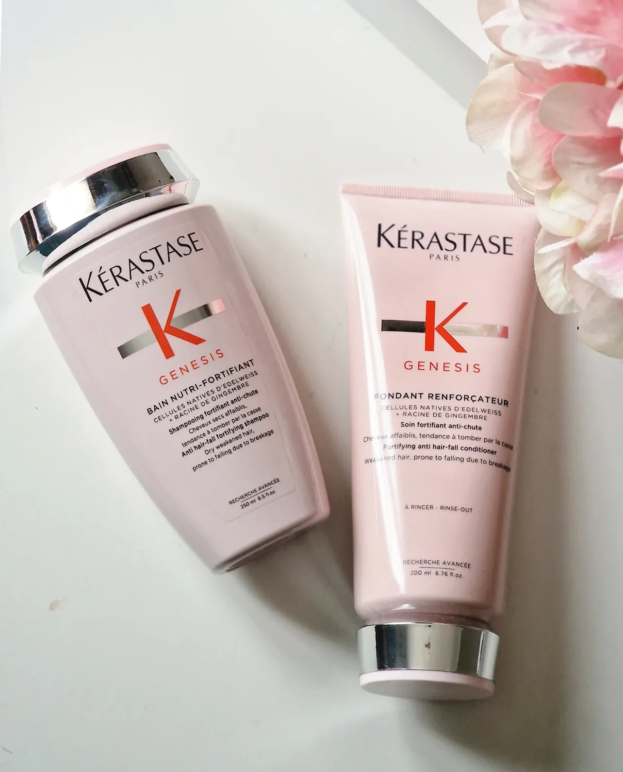 Dầu gội và dầu xả Kérastase Genesis phục hồi sợi tóc yếu, giảm đứt gãy thân tóc