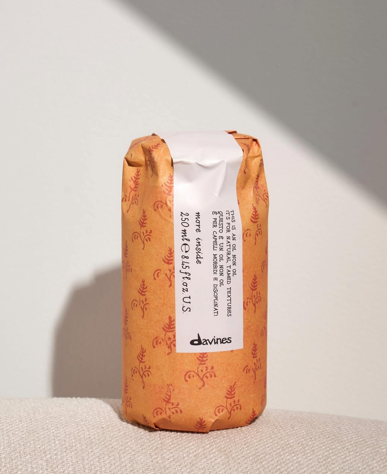 DƯỠNG TẠO KIỂU XOĂN TỰ NHIÊN DAVINES OIL NON OIL 250ML