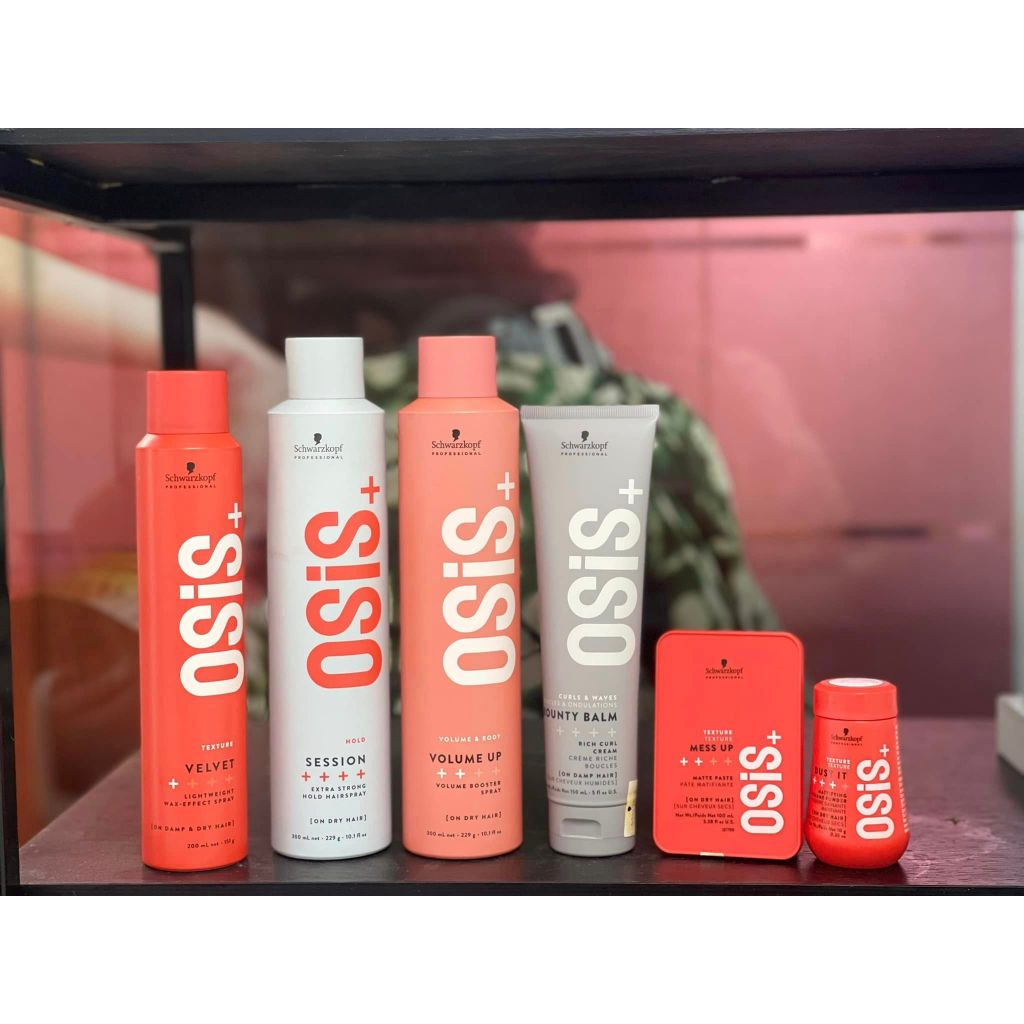 Gôm (keo xịt) Giữ Nếp Tóc Nhẹ Và Bóng Mượt OSIS+ VELVET 200ml