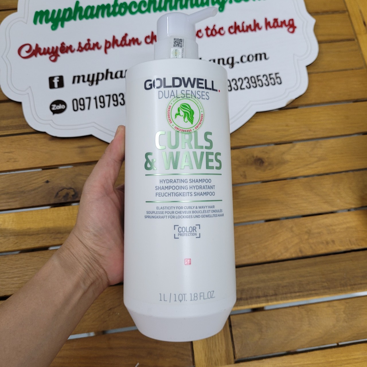 Dầu gội và dầu xả Goldwell Dualsenses Curls & Waves Hydrating Shampoo & Conditioner