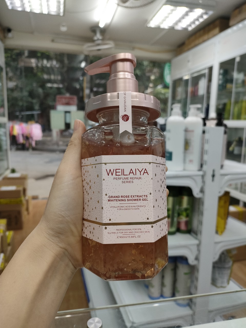 SỮA TẮM NƯỚC HOA TRẮNG DA WEILAIYA, TINH CHẤT HOA HỒNG DAMASK 450ML