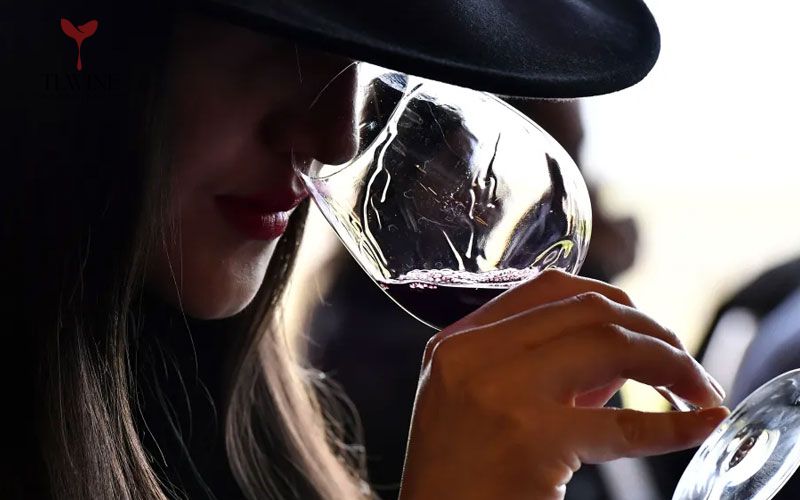 Cách nhận biết rượu vang ngon chuẩn nhất