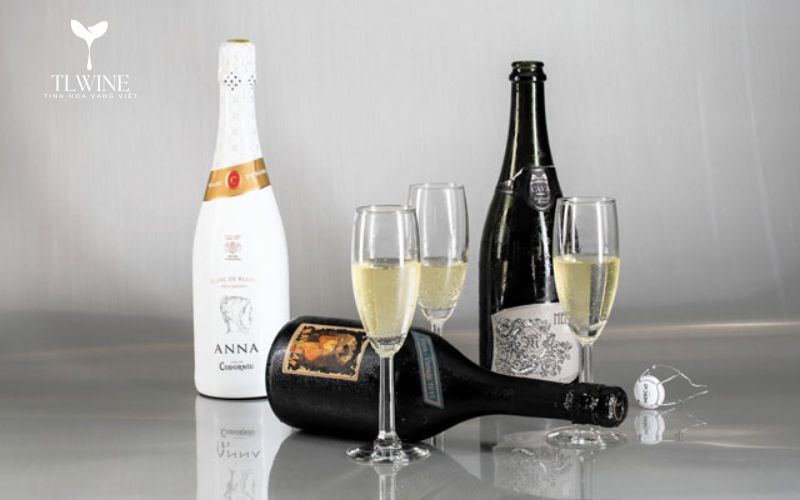 So sánh rượu Champagne với Prosecco và Cava