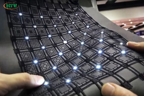 Tích Hợp Cảm Biến Vào Vải Điện Tử (E-Textiles)
