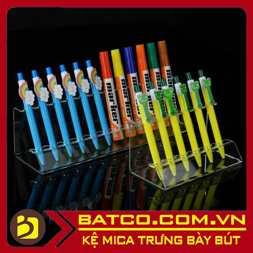 Kệ mica trưng bày bút