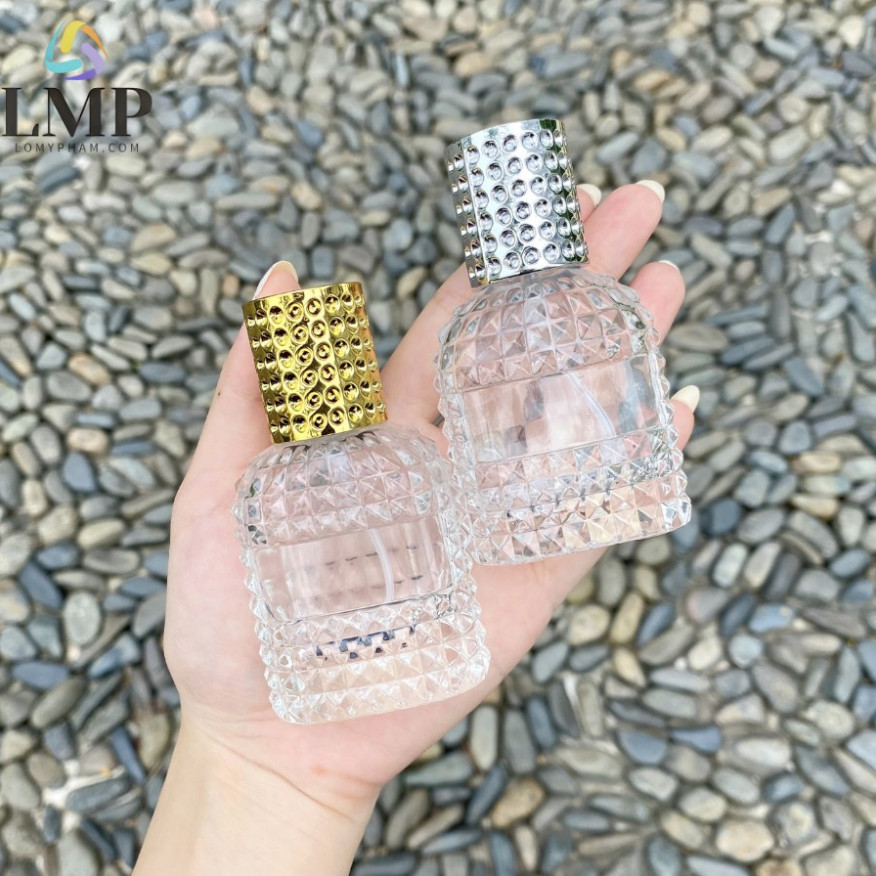 Chai Nước Hoa Gai:  Đẳng Cấp - Tinh Tế, Thân Thiện Môi Trường